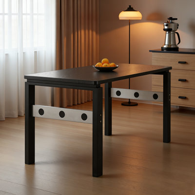 Table de salle à manger unique et élégante