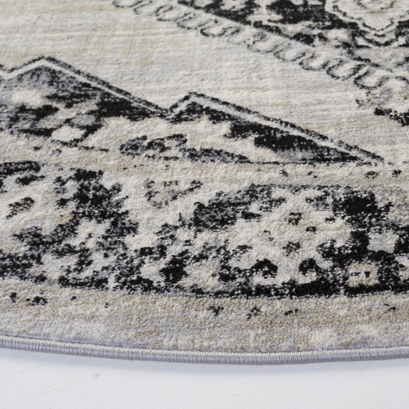 Brentwood Performance Oriental Rug, Round 6'7"