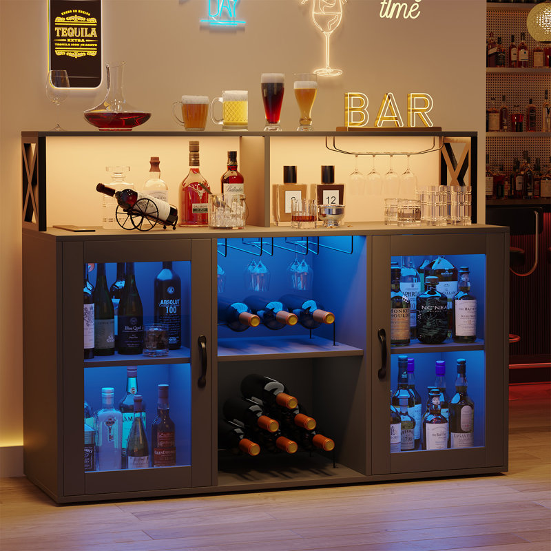 Meuble bar à vin moderne avec éclairage DEL et prises électriques – Buffet indépendant avec casier à vin, porte-verres et grand espace de rangement – ​​Idéal pour la salle à manger, la cuisine ou le salon