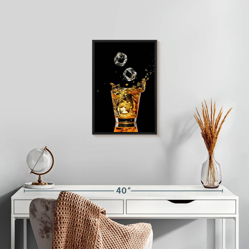 Whisky et glaçons, 13 po x 19 po, Cadre flottant noir