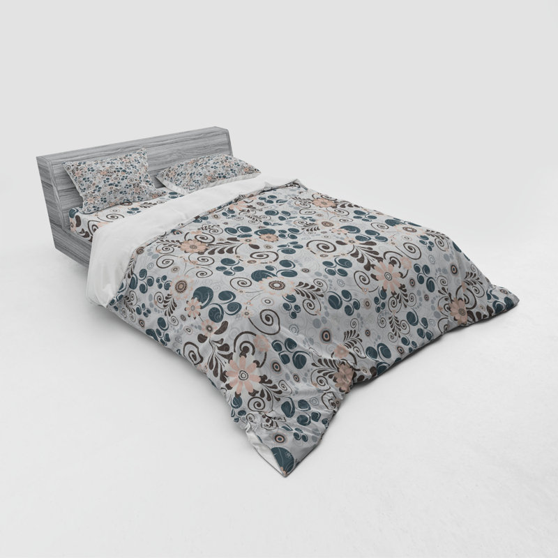 Farmhouse / Country Polyester Floral Duvet Cover, Queen Duvet Cover + 3 Additional Pieces