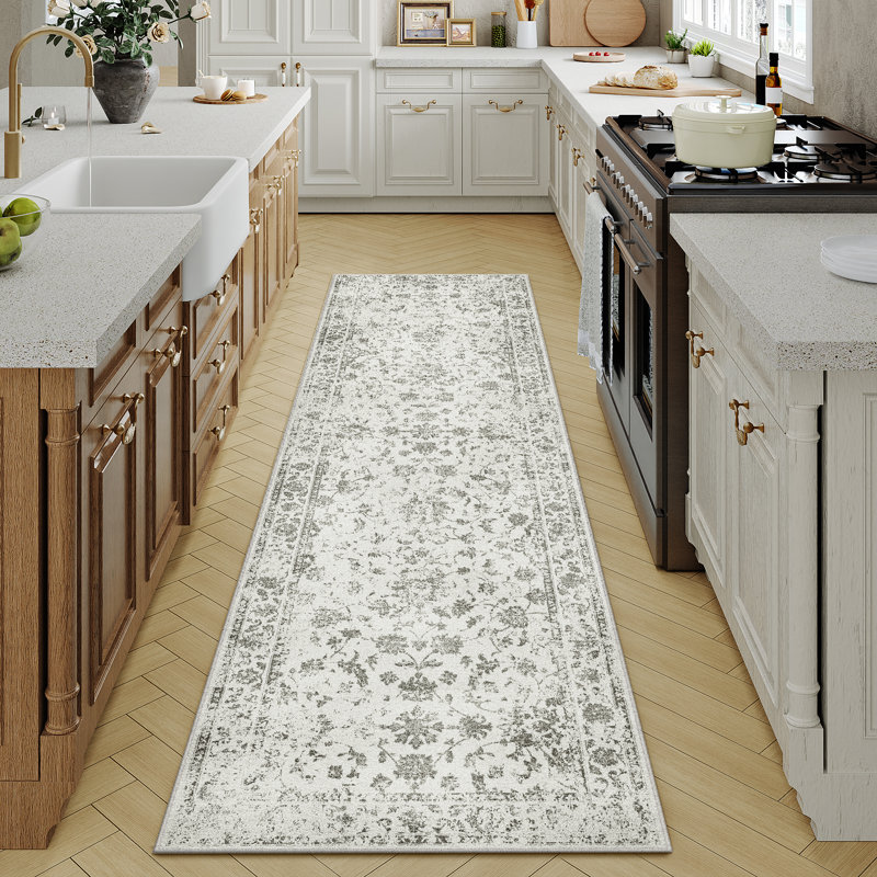 Aria Grey Vintage Area Rug, Runner 2' x 8'