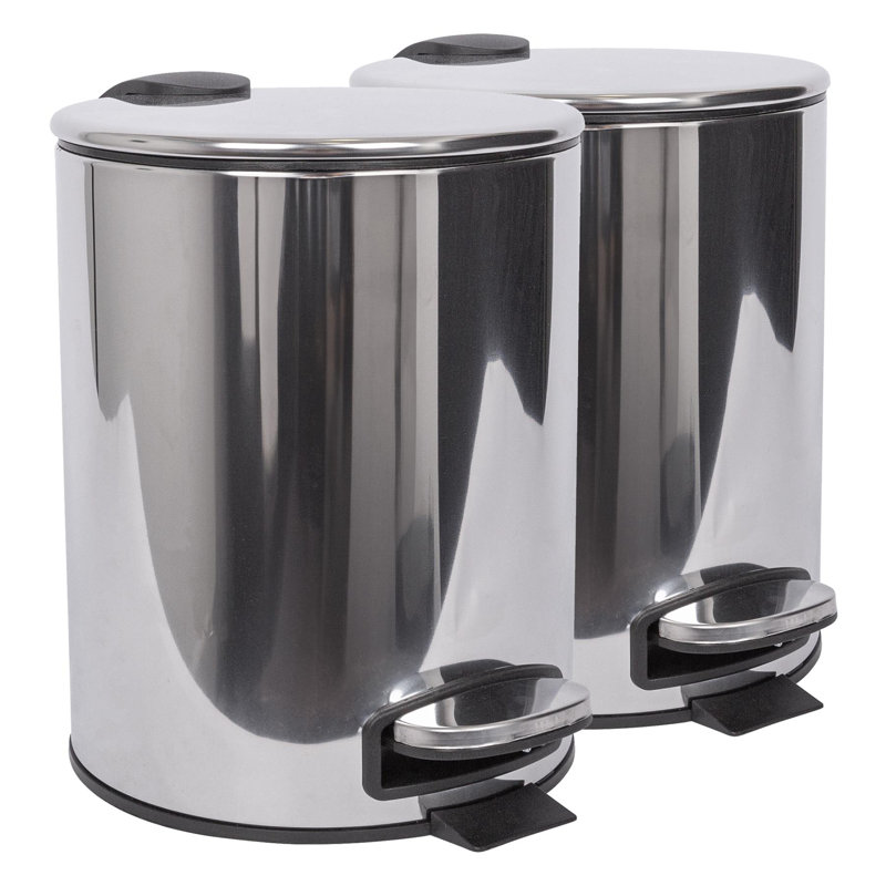 Harbour Housewares - Round Bathroom Pedal Bins, Chrome