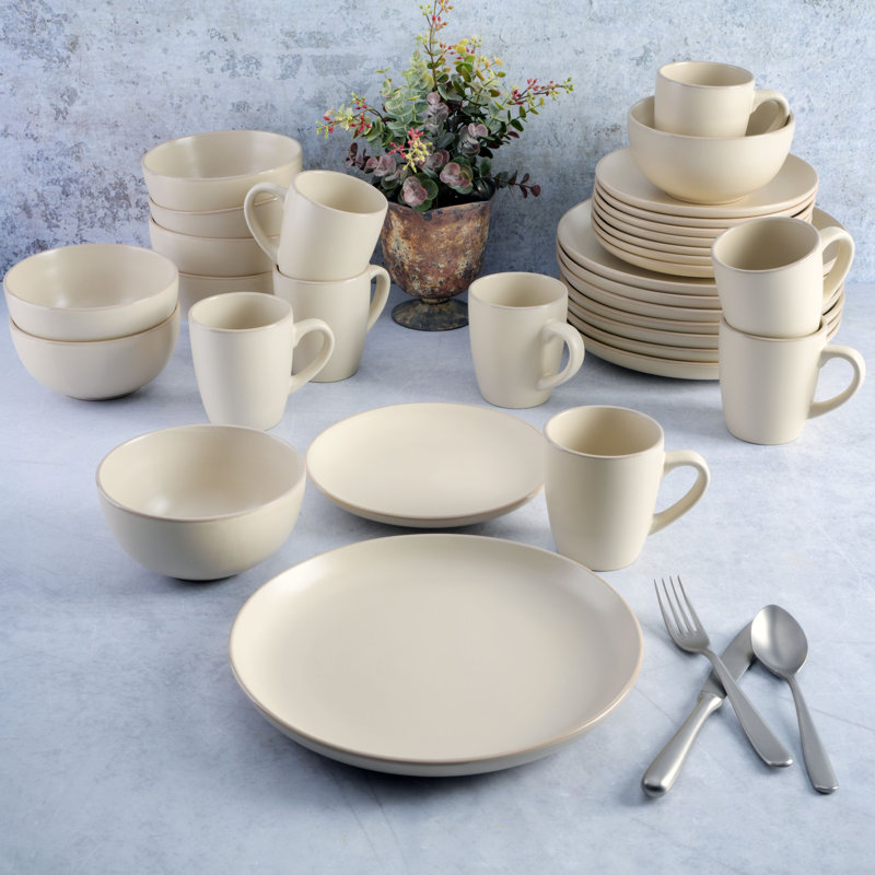 Cream Ceramic 32-Piece Round Dinnerware Set for 8