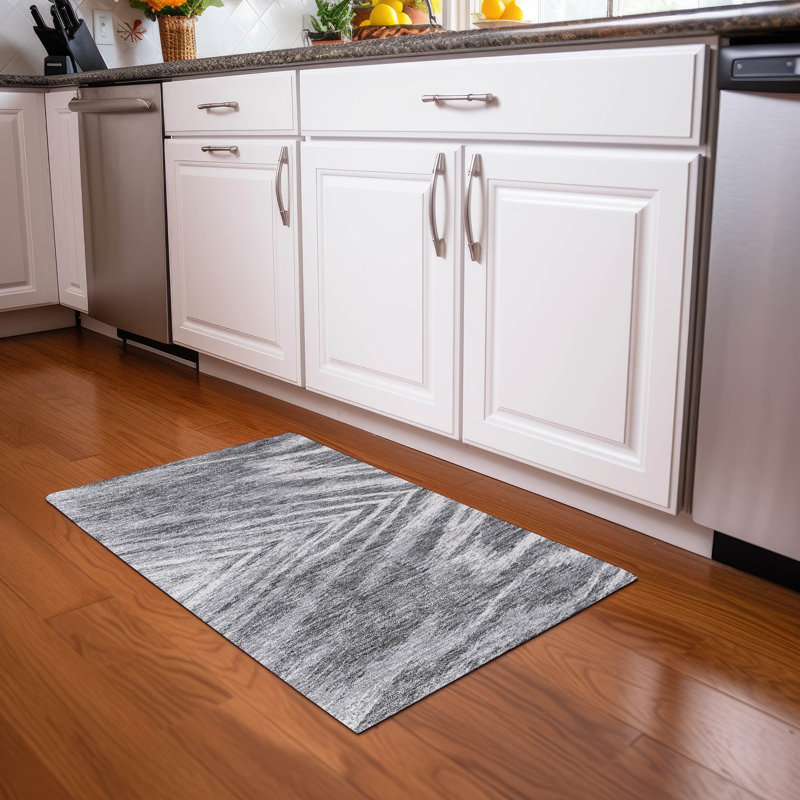 Premium Machine Washable Prisco Gray Rug, Rectangle 1'8" x 2'6"