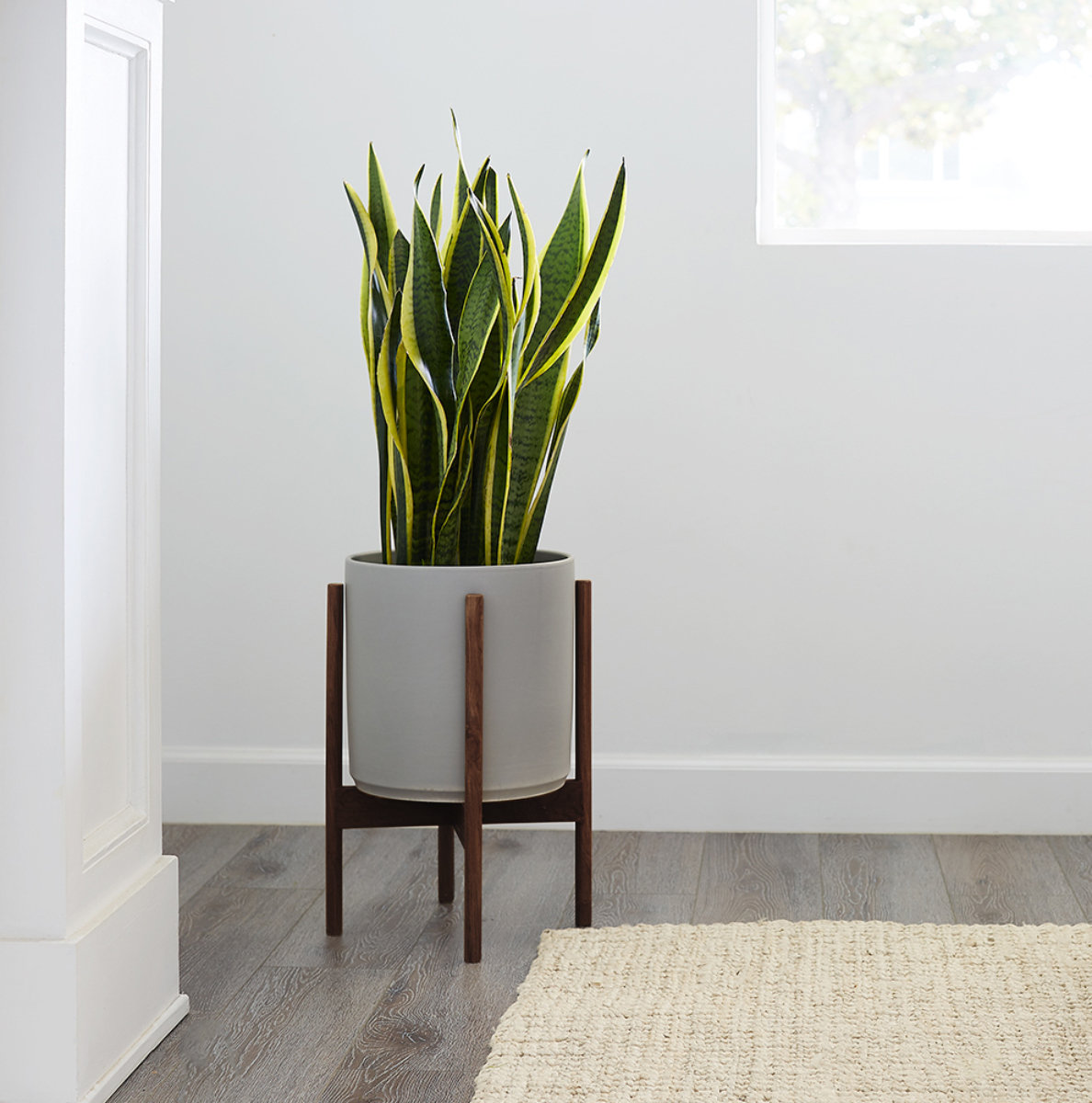 Riverside Handmade Ceramic Pot Planter, 18.25" H x 12.6" W x 12.6" D, Gray/Darkened Teak