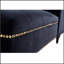 Luxueuse chaise longue en velours avec capitonnage à boutons et garniture cloutée, parfaite pour les sièges élégants et confortables
