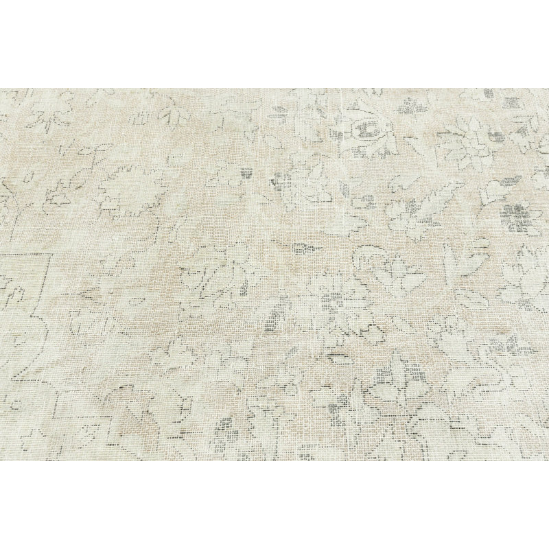 Muted Beige Traditional 7X11 Oriental Area Rug
