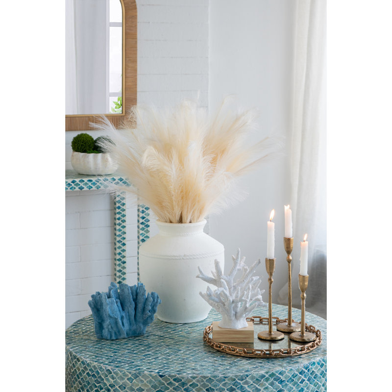 Vase rond en terre cuite au fini blanc naturel