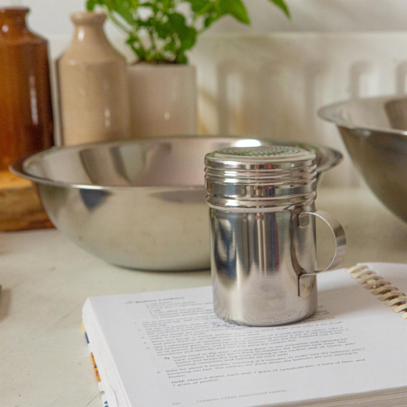 Brand No Power Source Required / Manual Salt & Pepper Shaker