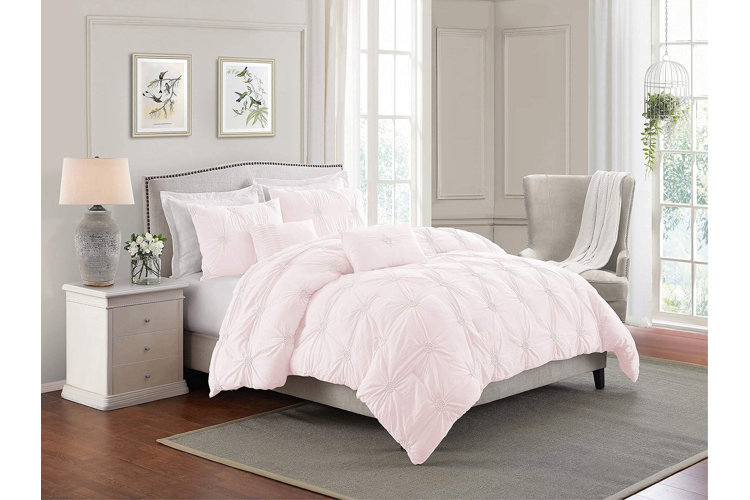 Gracie Floral Pintuck Comforter Set