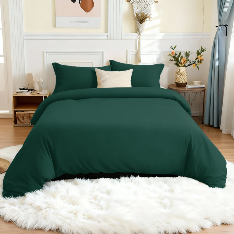 Microfiber 250 TC Reversible 4 piece Plain Duvet Cover Set with Pillowcases, Double Duvet Cover + 4 Additional Pieces