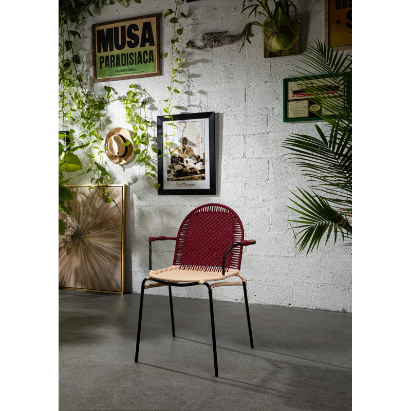 Chaise de salle à manger en métal
