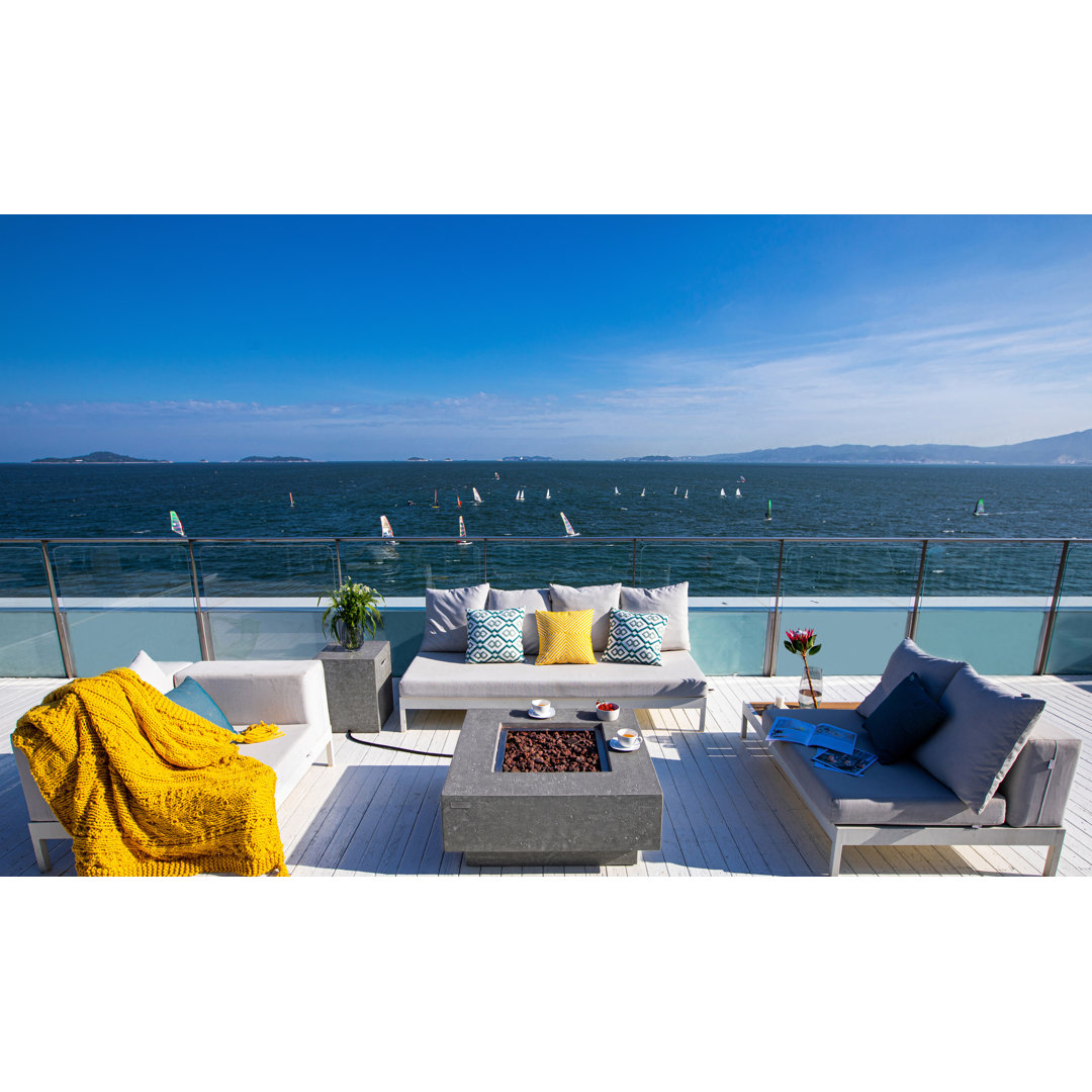 Manhattan 36" Outdoor Concrete Fire Table 45,000 BTU - Includes Lava Rocks & PVC Cover Elementi Fuel 