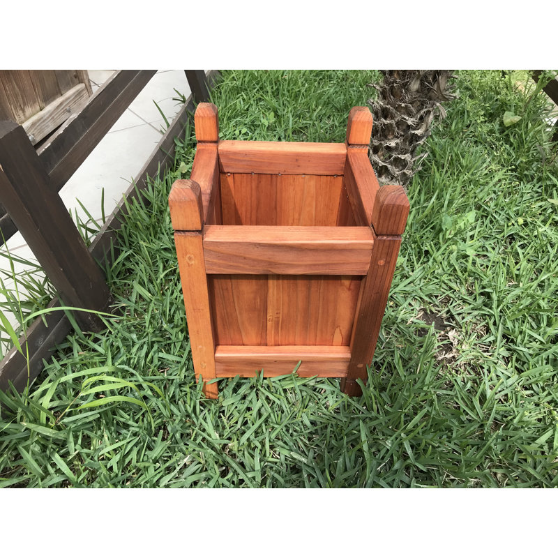 Wood Elevated Planter, Heart Redwood