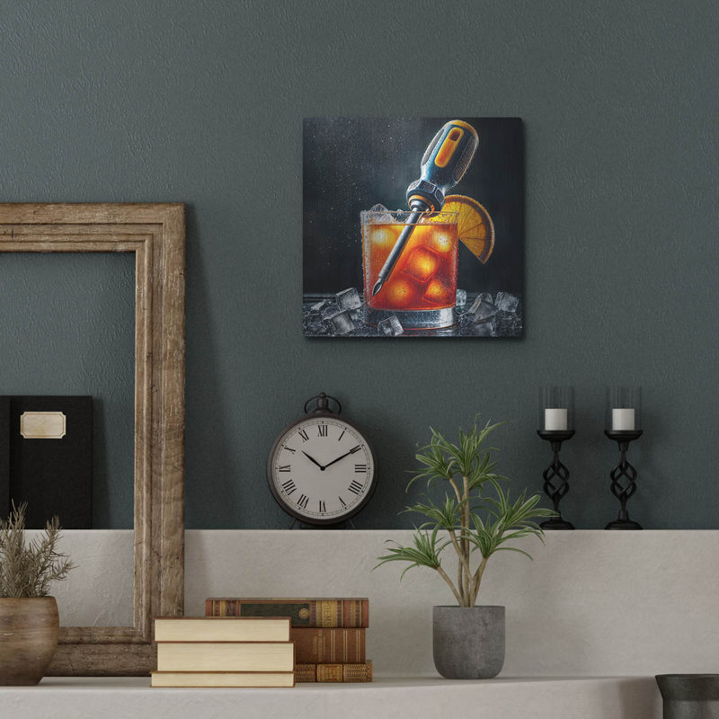  «Tournevis cocktail» par Rey Klimt, art mural en métal, H 12 po x l 12 po