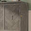 Lit escamotable, armoire en bois de pin avec station de charge USB intégrée et panneau de décoration géométrique