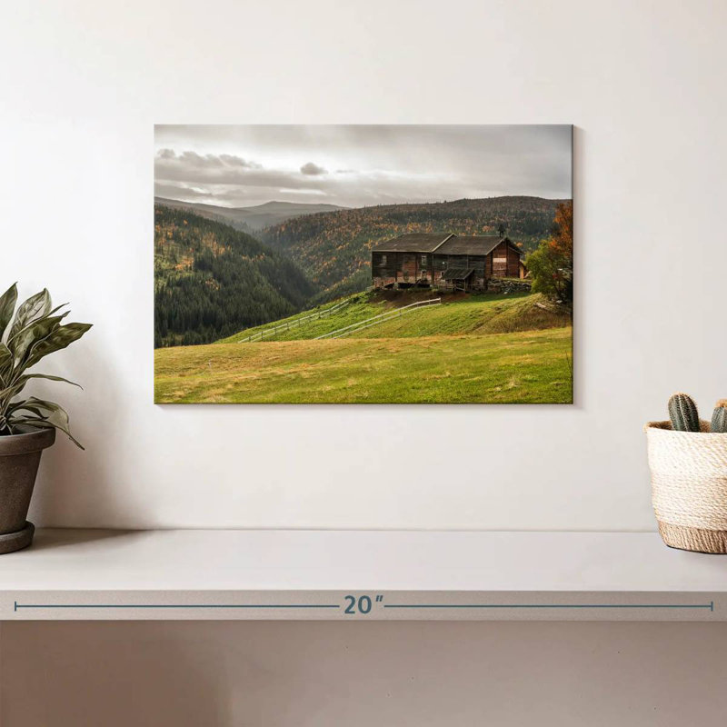 Lilie Norwegian Farmhouse, 8" H x 12" W