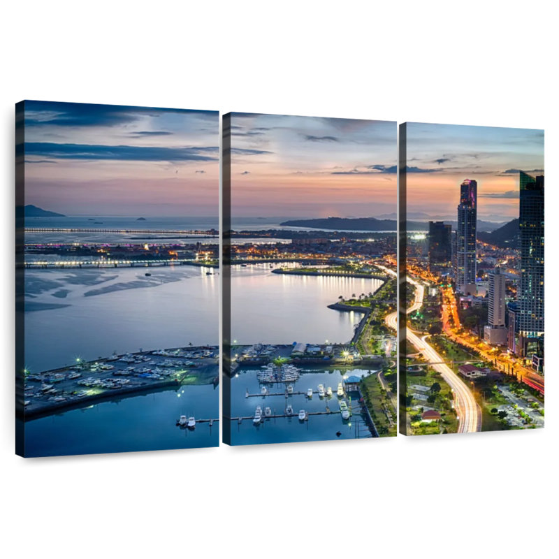 Sebbie Avenida Balboa, 20" H x 33" W