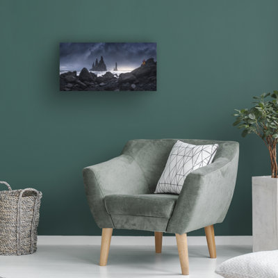 Bolog Carlos F. Turienzo Reynisdrangar Canvas Art