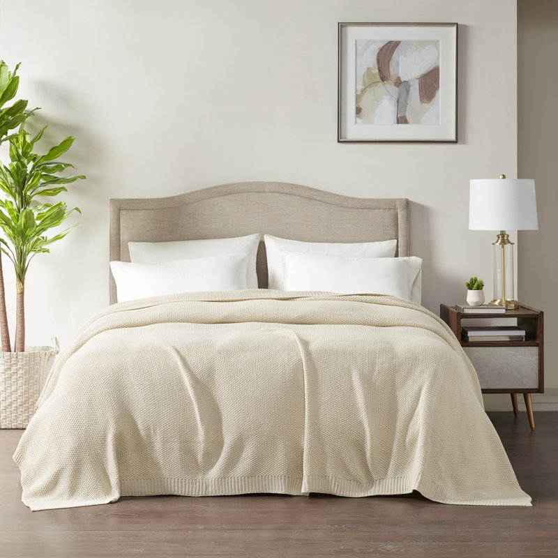 Ivory Twin Knitted Acrylic Machine Washable Blanket