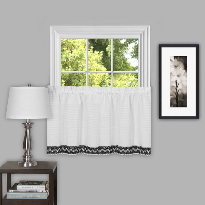 Tejeda Floral Tailored Cafe Curtain, 58" W x 24" L, Black