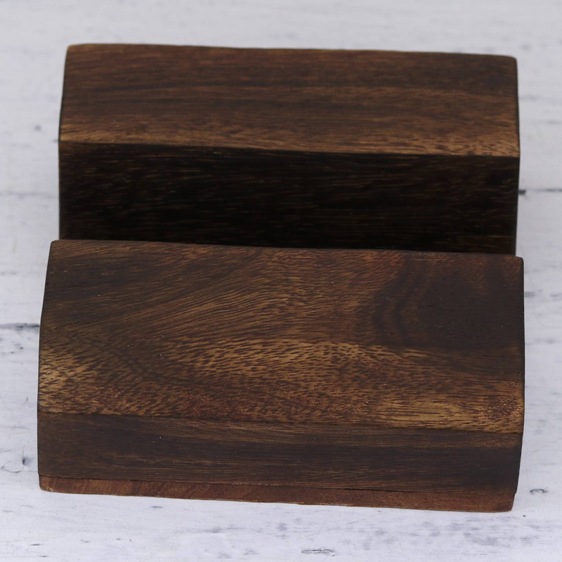 Novica Desktop Mount