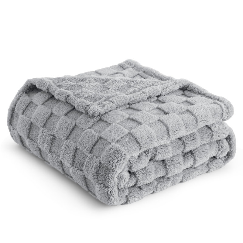 Bedsure 269gsm Fleece Blanket For Couch - Super Soft Cozy Blankets For Women GentleSoft™️, Throw, Silver Gray