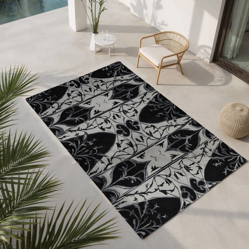 Obsidian Scroll Indoor And Outdoor Area Rug, Rectangle 3' x 5'