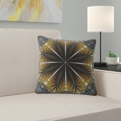 Fleur symétrique or fractale - coussin imprimé abstrait
