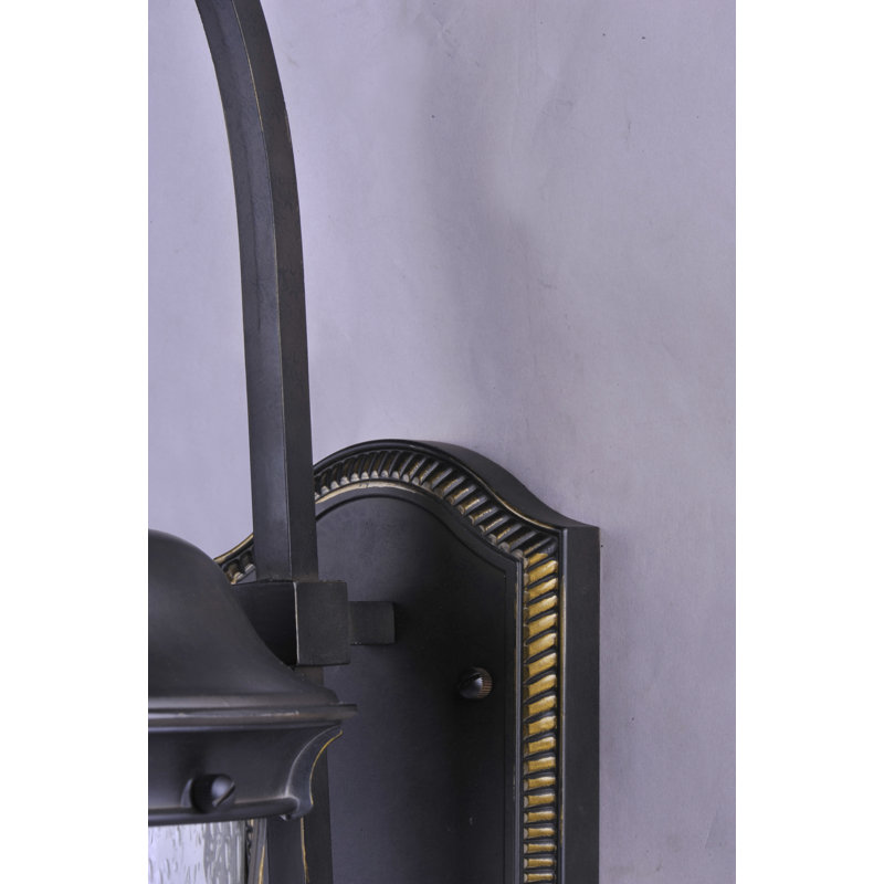 Sandusky LED Wall Light