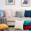 (Couvertures avec insertions) Ensemble de deux coussins décoratifs de 18 po ou 20 po-67973628-23327431-23327427