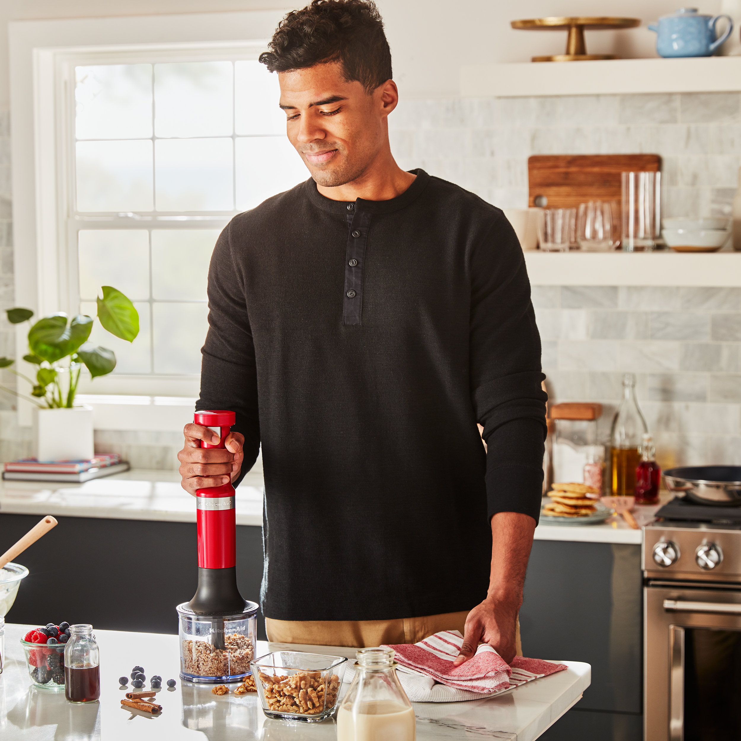 KitchenAid® Cordless Variable Speed Hand Blender with Chopper and Whisk