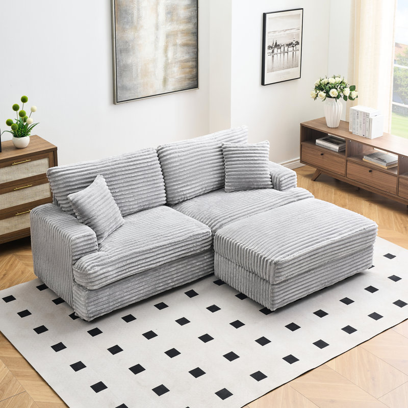3 places en velours côtelé gris de 87,96 pouces avec quatre coussins et un pied de rangement simple, nuage doux et élégant pour le bureau vivant, structure à ressorts, coussins en mousse à mémoire de forme, espace primaire moderne,