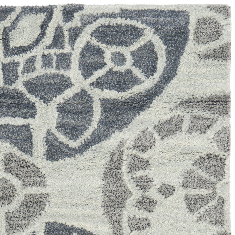 Kouerga Hand Tufted Wool/Viscose Geometric Rug in Silver/Gray, Runner 2'3" x 7'