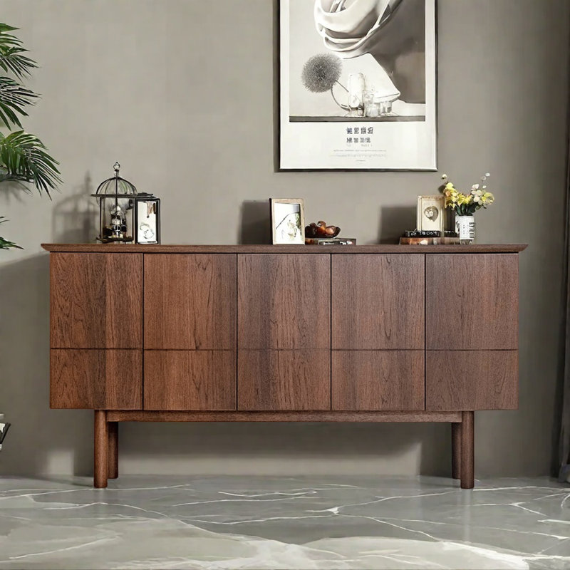 Buffet maison de style rétro