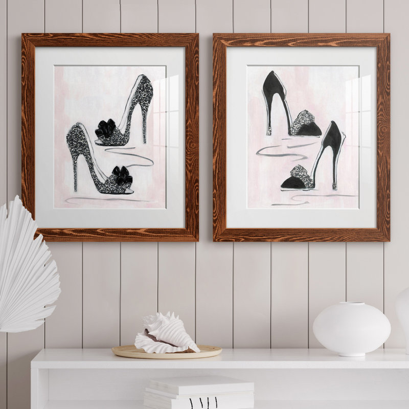Shoes That Dazzle I - Ensemble de 2 reproductions d'art, H 20 po x l 17 po x P 1 po, Papier avec cadre érable, Blanc