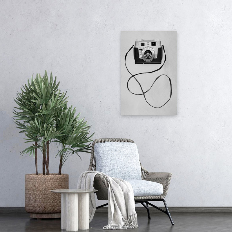 Retro Point & Shoot # 11 - Art photographique floral et nature morte, H 24 po x l 16 po
