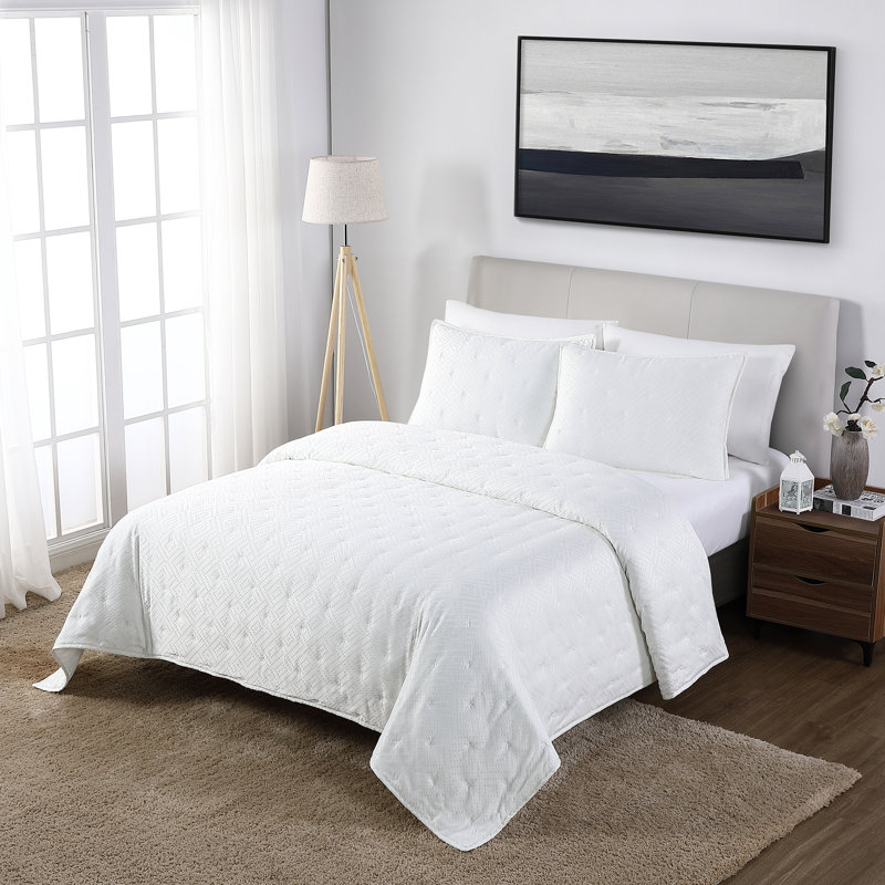 Anne Klein Torringford Quilt Set | Wayfair