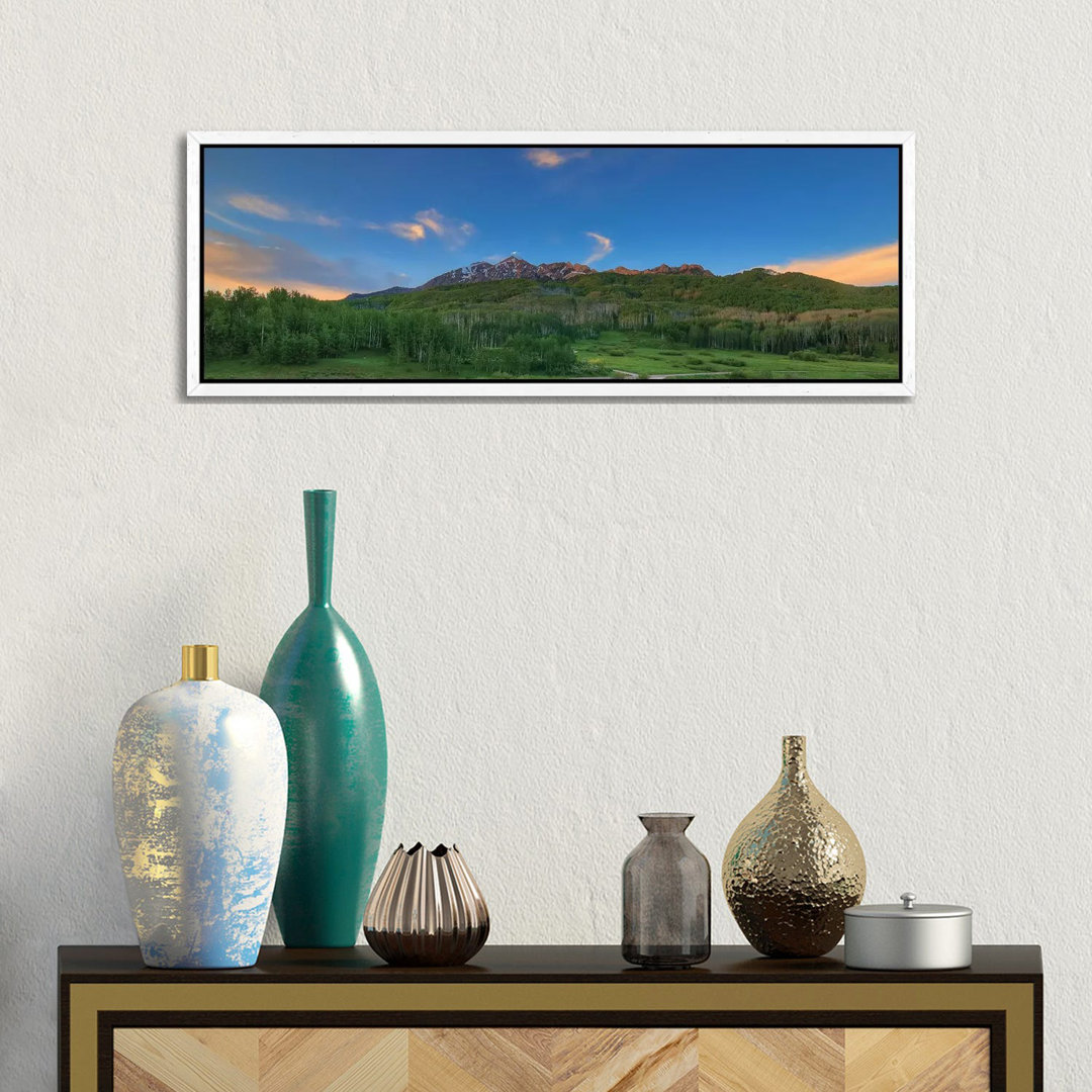 Green Serenity von Bill Sherrell - Floater Frame Panoramic Gallery-Wrapped Canvas Giclée on Canvas