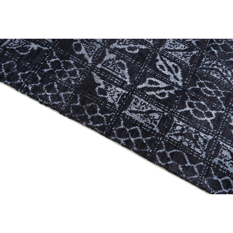 Iniguez Black Rug