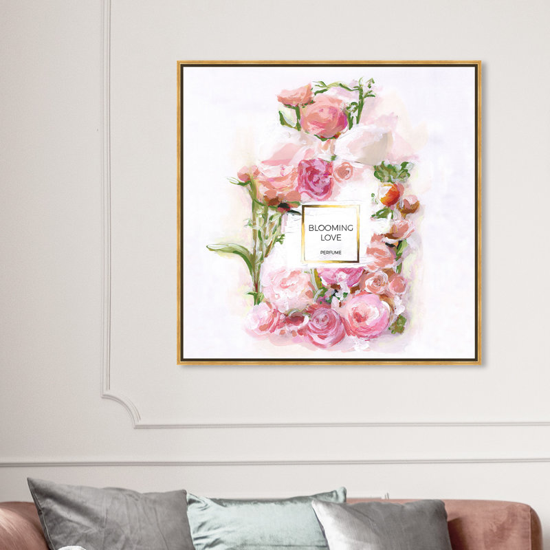 «Blush Bouquet Florals», reproduction sur toile, Toile encadrée d'or, H 40 po x l 40 po