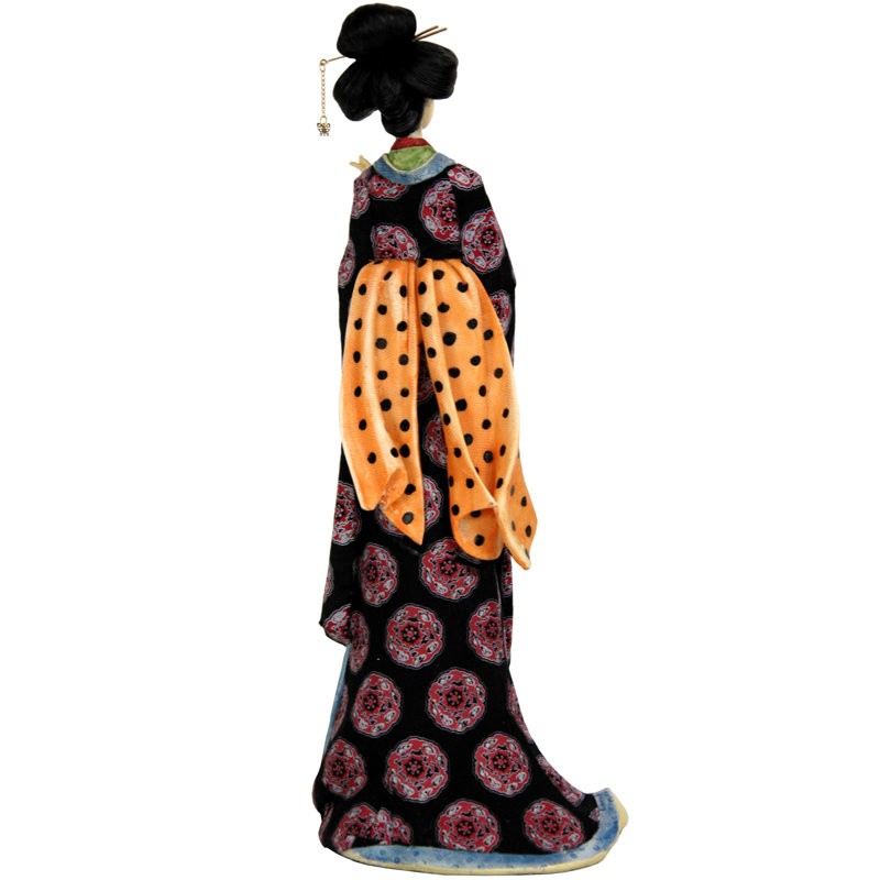 Geisha with Pale Gold Sash Figurine