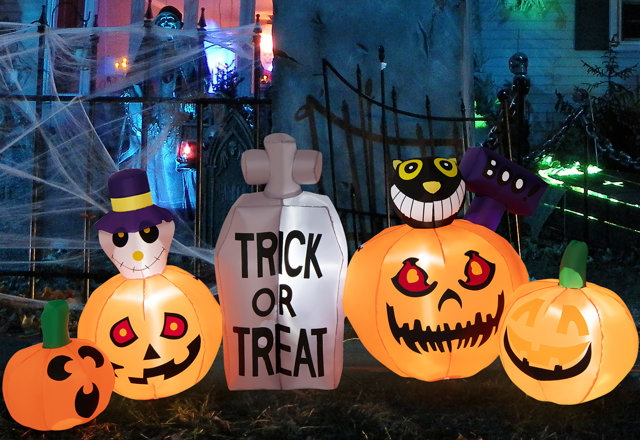 New Outdoor Halloween Decor 