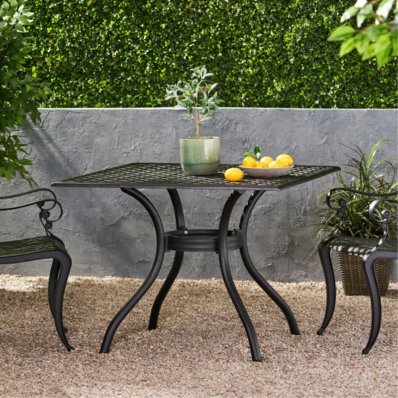 TABLE CAILLETTE EN CAOUTCHOUC I 39IN SQ