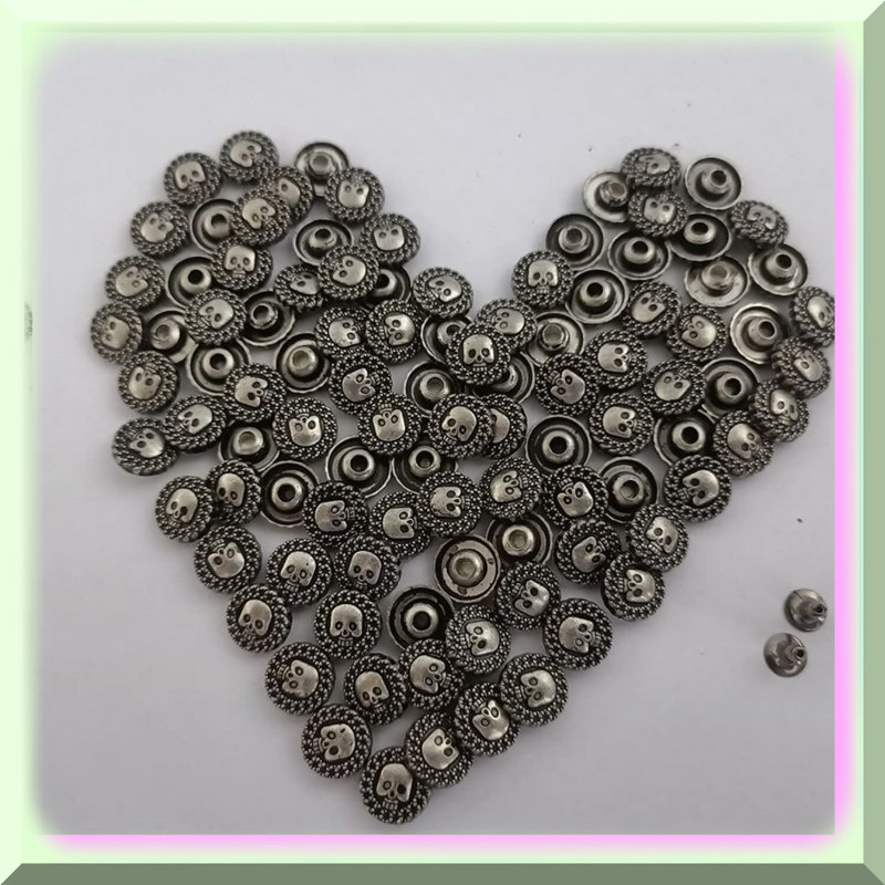 Retro Skull Rivet Buttons 100pcs Metal Castings for DIY Leather