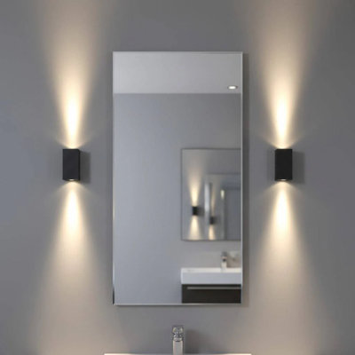 2 - Light Vanity Light