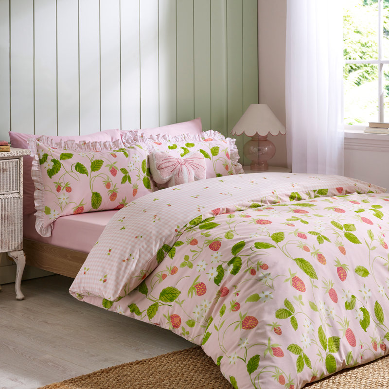 Strawberry Frills Gingham Reversible Duvet Cover Set, Super King