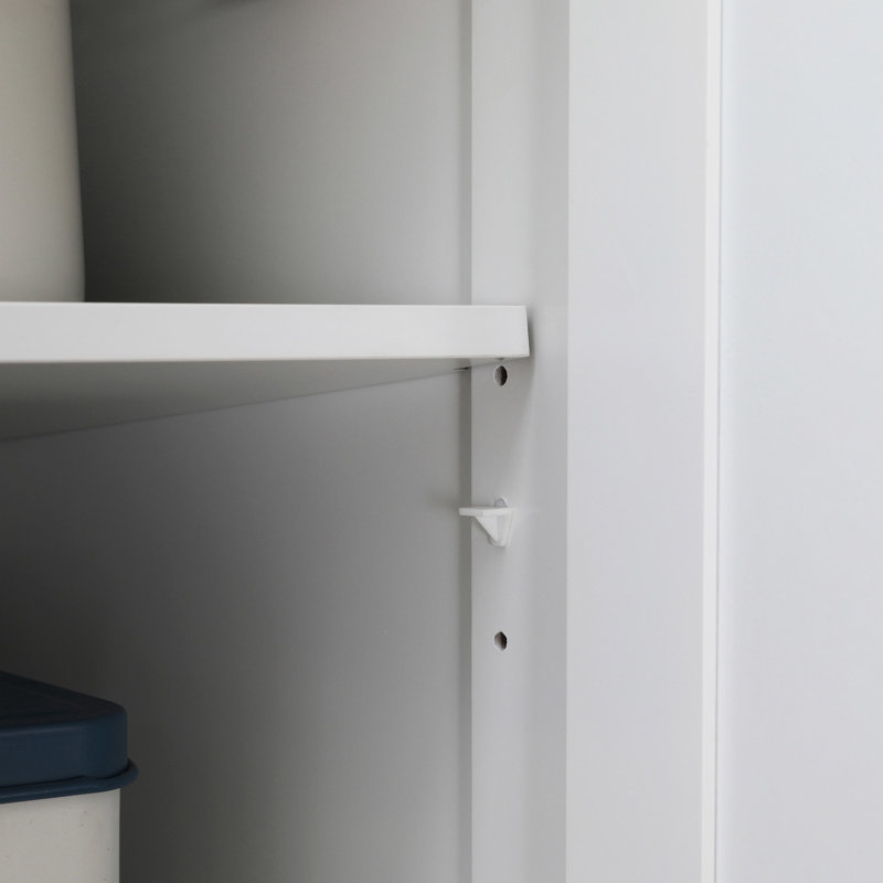 Chariot de cuisine roulant - blanc, abattant en bois massif. Vaste espace de rangement: tiroirs, portes et porte-épices. Comptoir pliable. Facile à déplacer avec roulettes verrouillables pour plus de stabilité