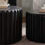 Ensemble de tables basses rondes festonnées noires-129582764